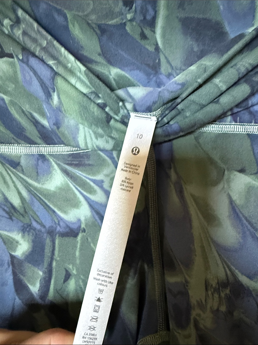 lululemon athletica womens green and Navy leggings